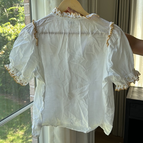 The Great Ruffled Blouse. Size 0 - Picture 2 of 3